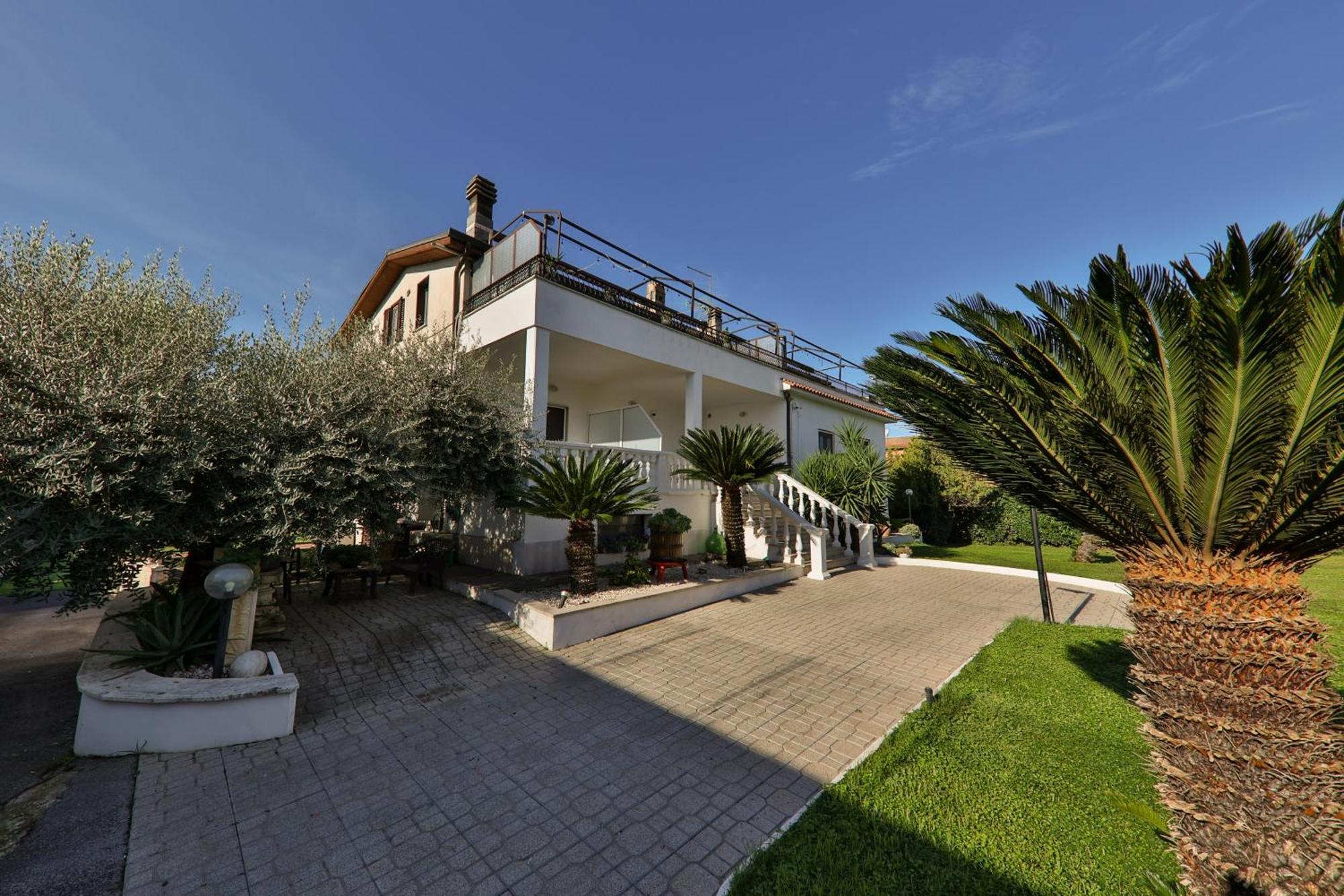 Il Giardino Di Stella Hotel Frascati Kültér fotó